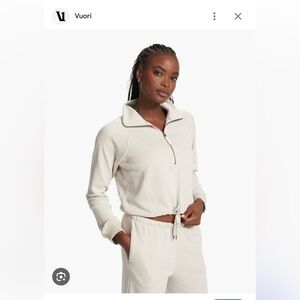 Vuori Sedona half zip in color salt